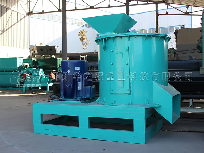 針對(duì)秸稈、糞污、濾泥等不同原料，如何選擇最合適的粉碎機(jī)？